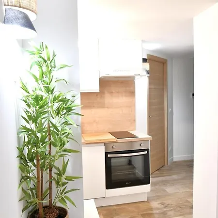 A Quelques Minutes De La Croisette - 8 Pers Appartement